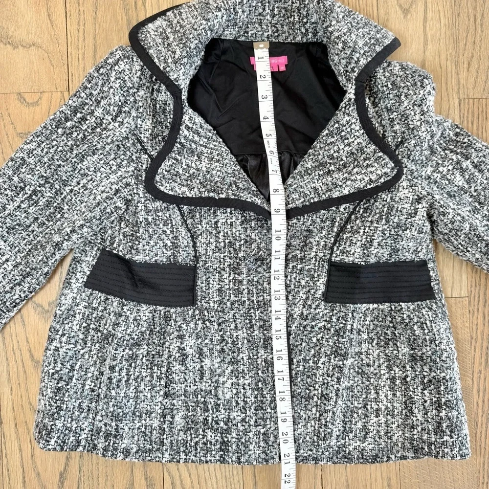 BCBGirls Stylish Tweed Black and Gray Jacket Size - Picture 9 of 15